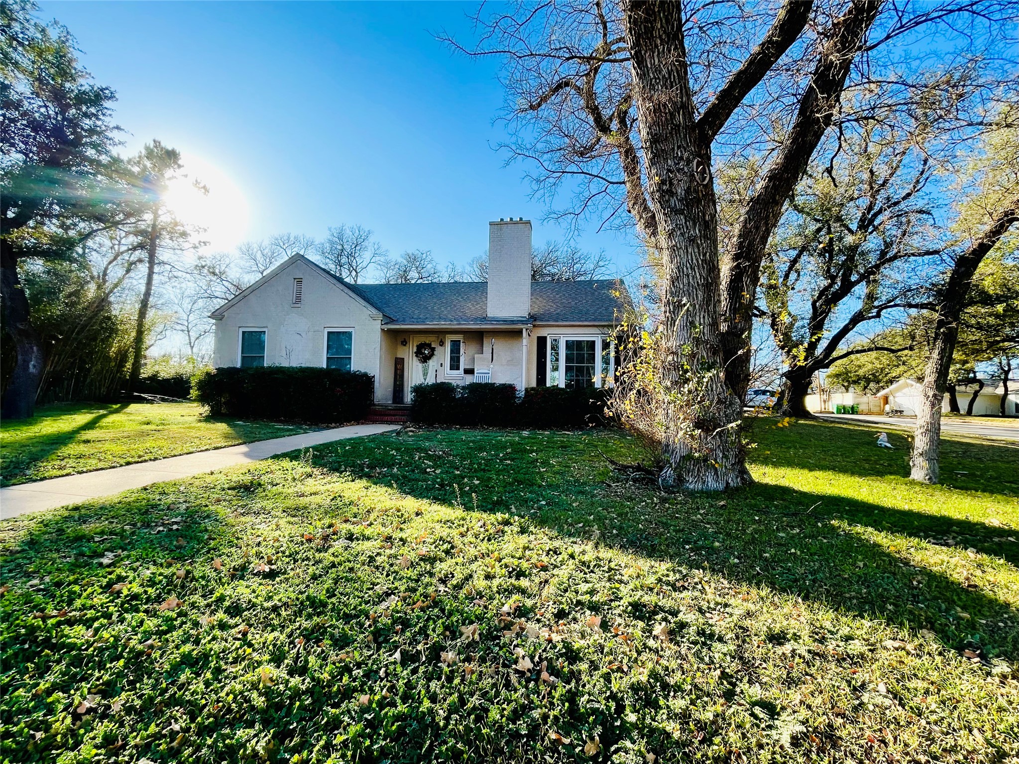 401 S Hillcrest Avenue Eastland TX 76448