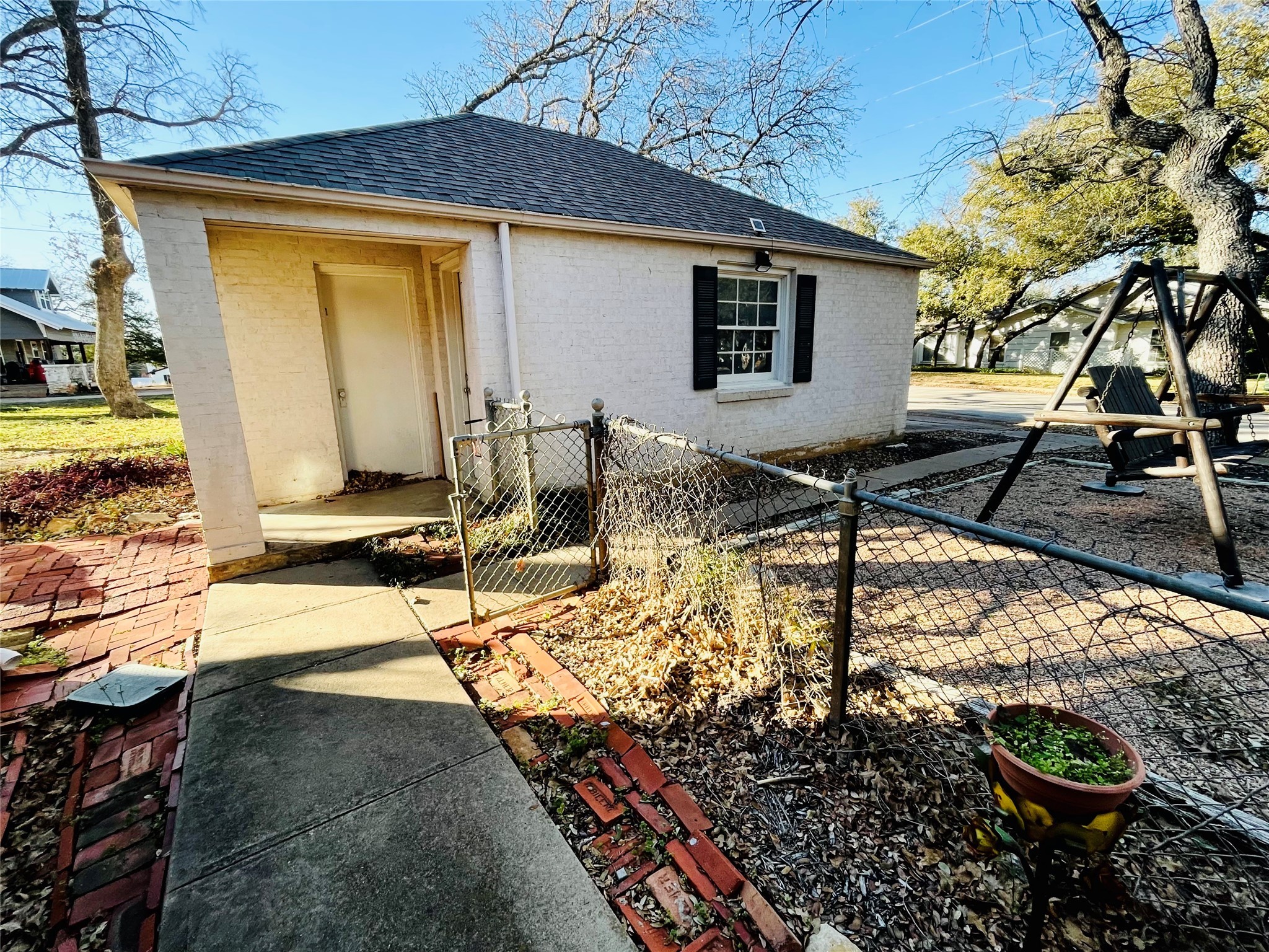 401 S Hillcrest Avenue Eastland TX 76448