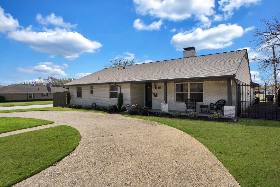10432 Chesterton Drive Dallas TX 75238