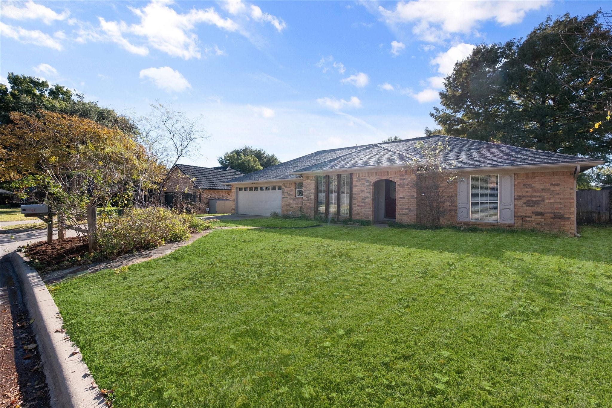 1106 Almond Drive Mansfield TX 76063