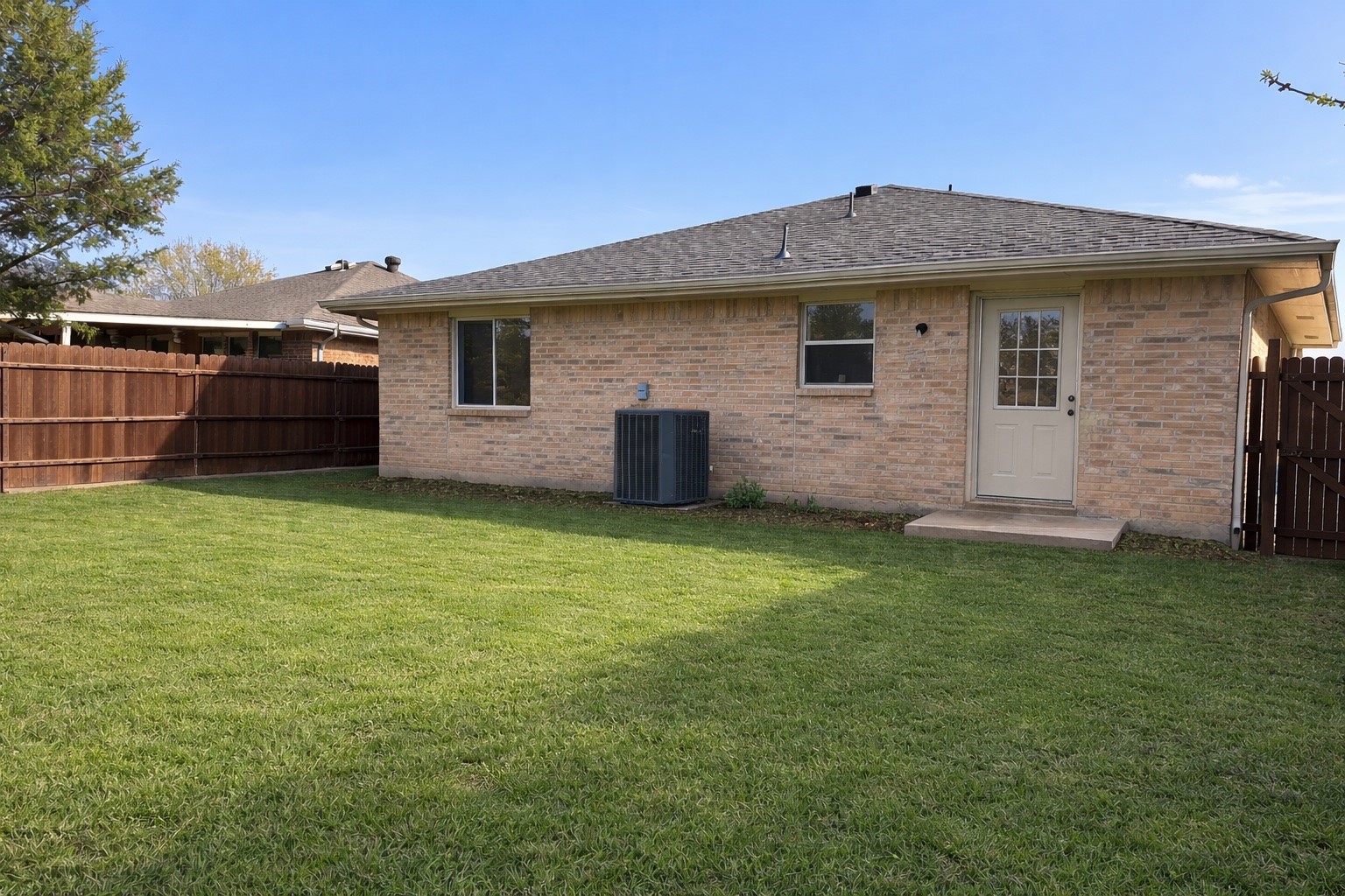 3819 Kiest Valley Court Dallas TX 75233