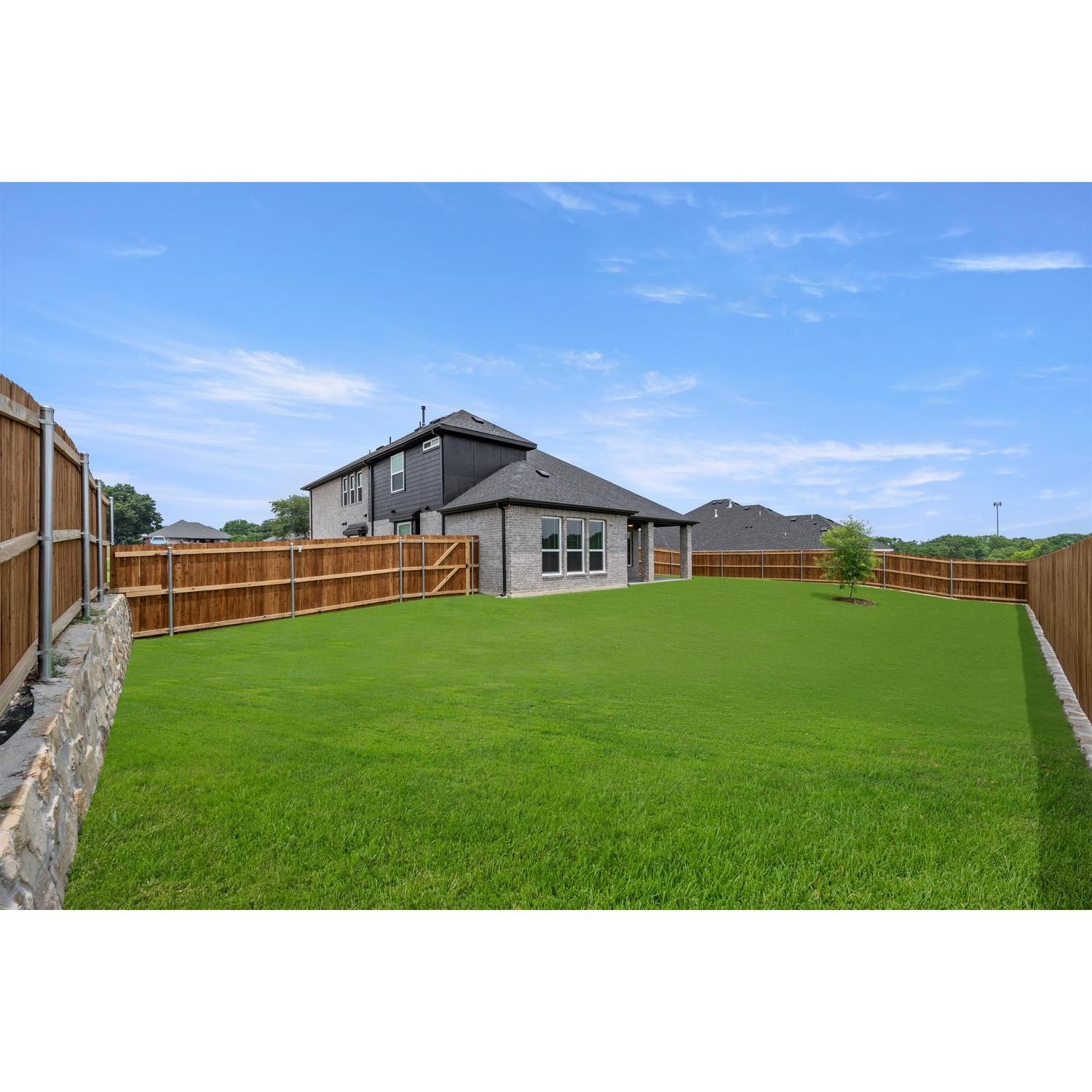 1128 Willow Lake Drive Desoto TX 75115
