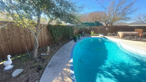 1319 Meadowcrest Drive Mesquite TX 75149
