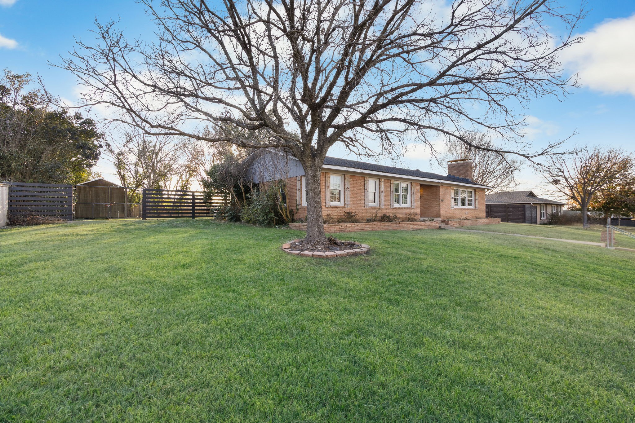 2208 Lake Ridge Circle Waco TX 76710