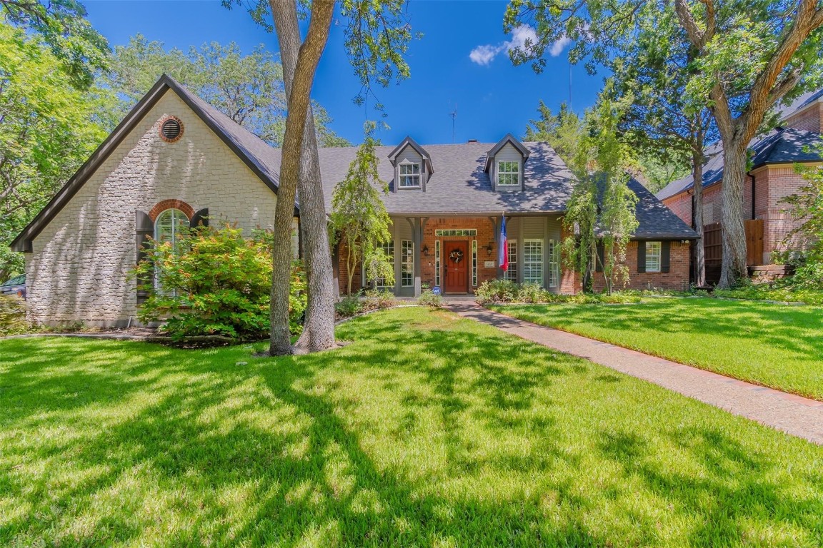 1615 Park Garden Court Cedar Hill TX 75104
