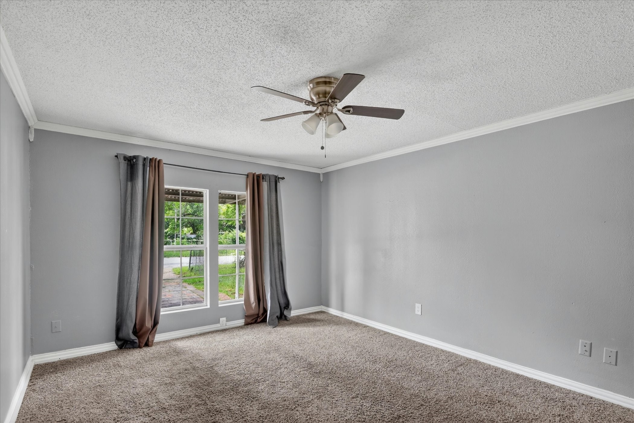 8752 Woodcastle Drive Dallas TX 75217