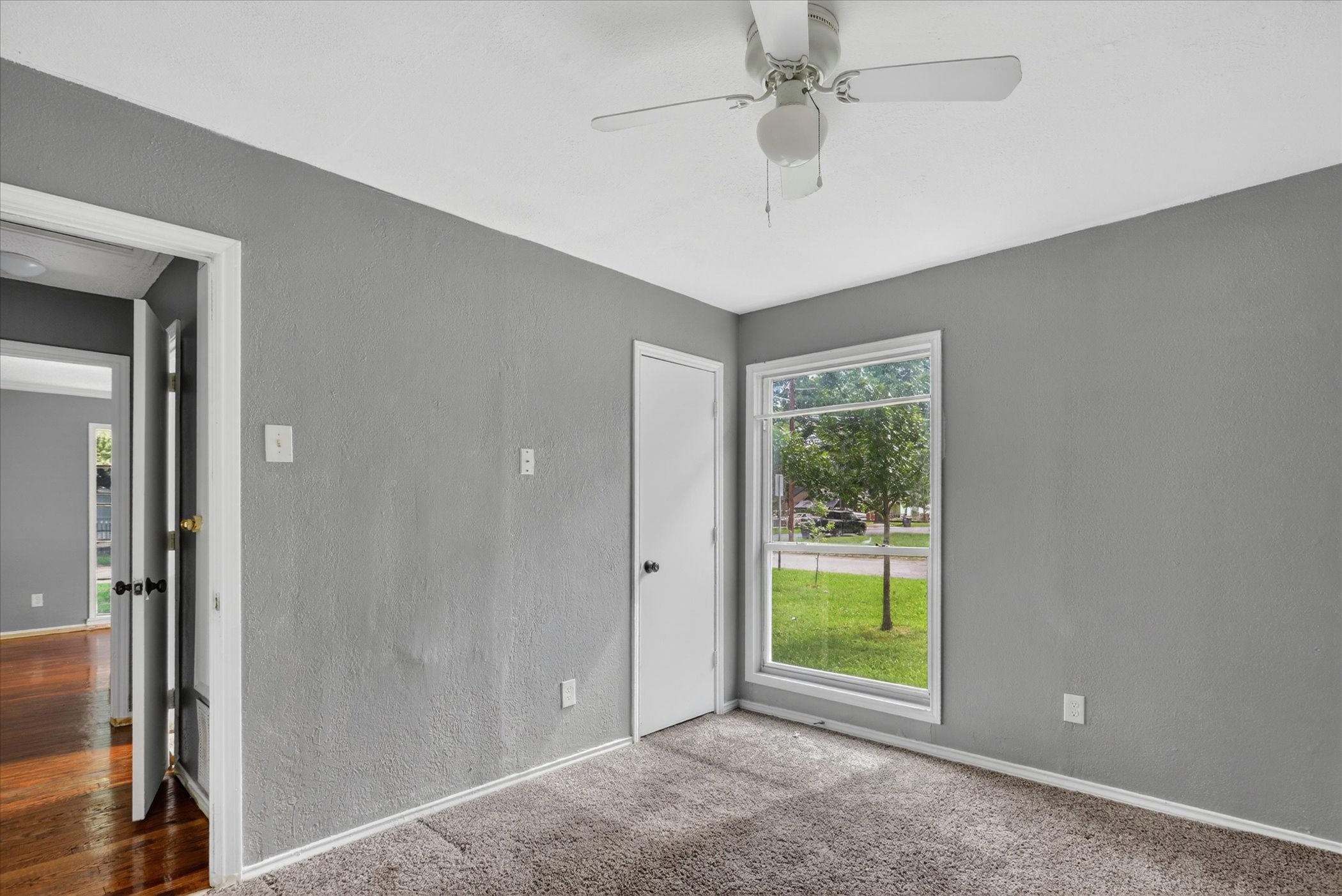 8752 Woodcastle Drive Dallas TX 75217