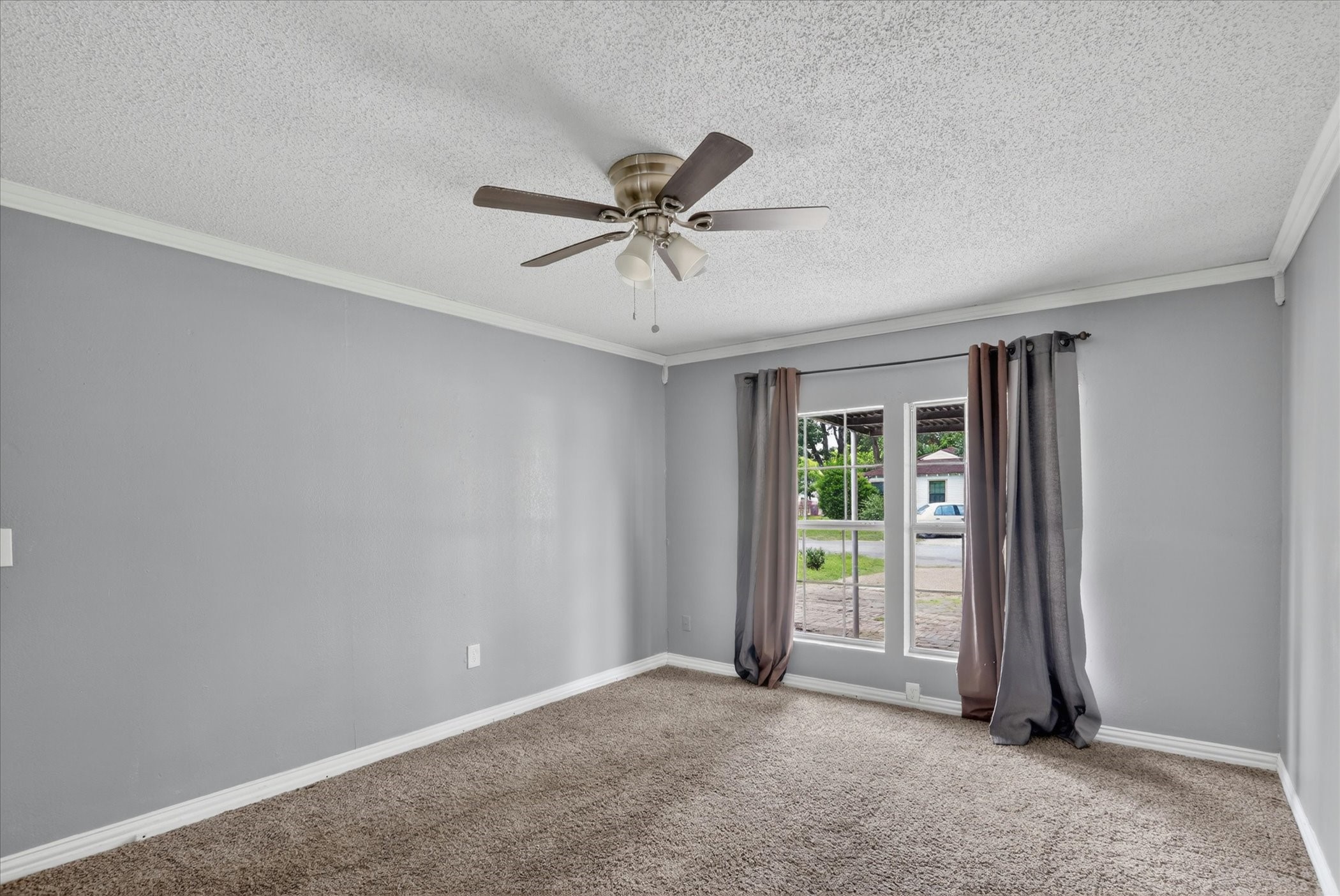 8752 Woodcastle Drive Dallas TX 75217