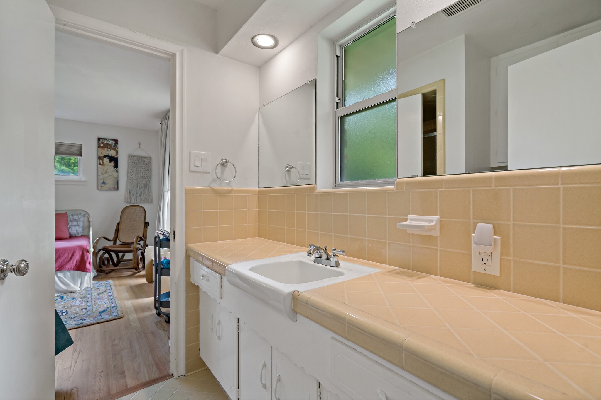 10427 Sinclair Avenue Dallas TX 75218