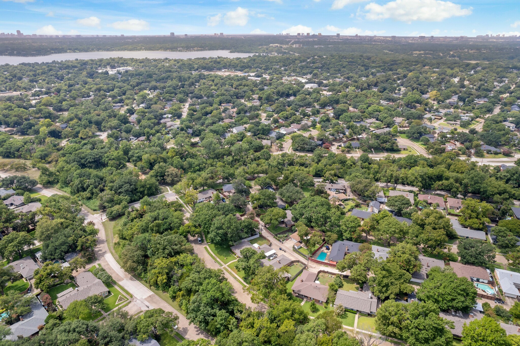 10427 Sinclair Avenue Dallas TX 75218