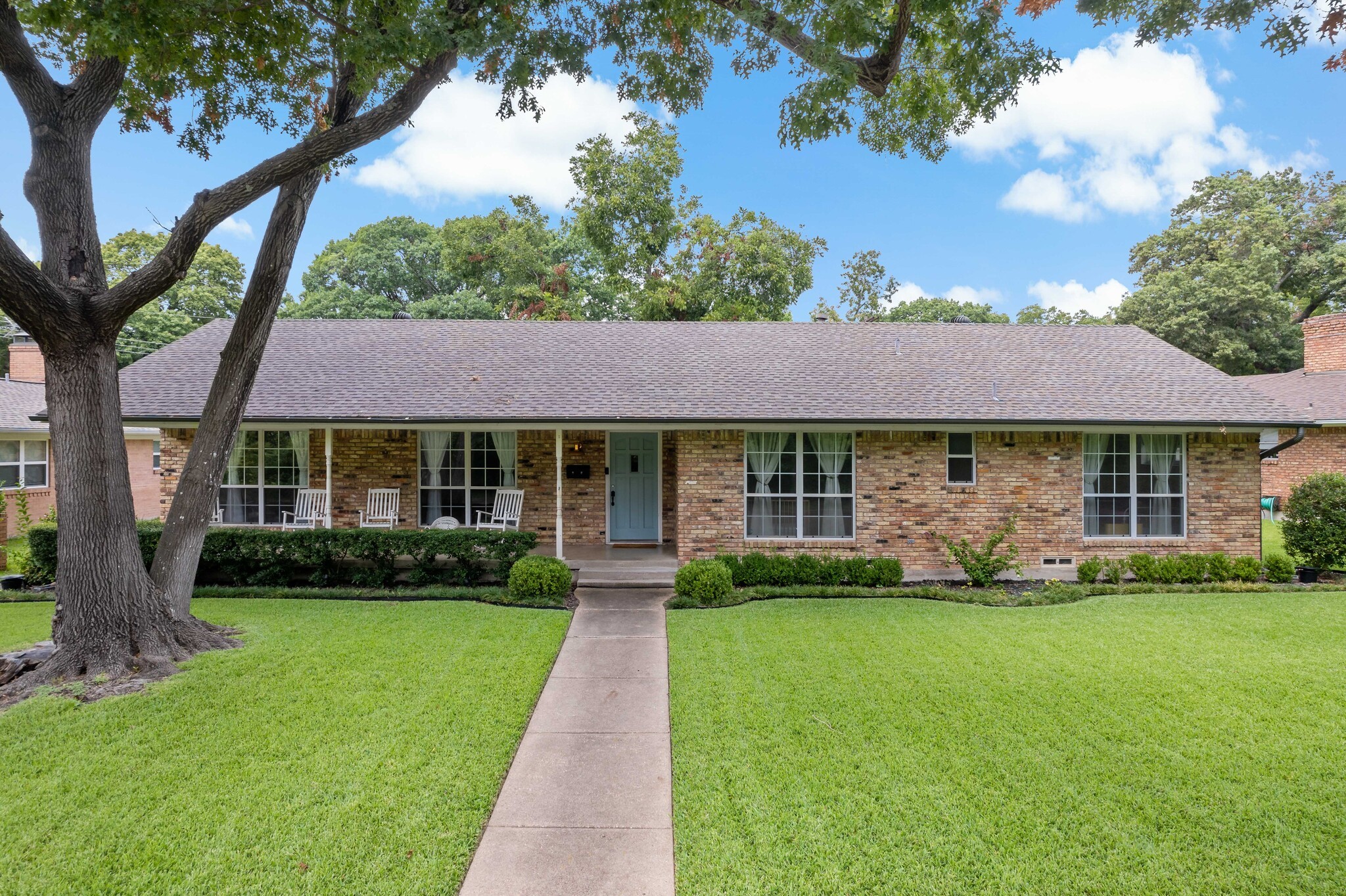 10427 Sinclair Avenue Dallas TX 75218
