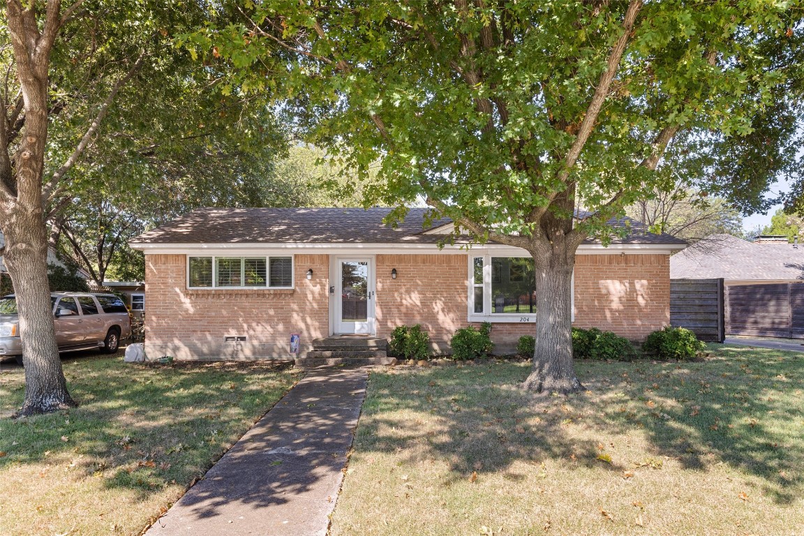 204 S Grove Road Richardson TX 75081