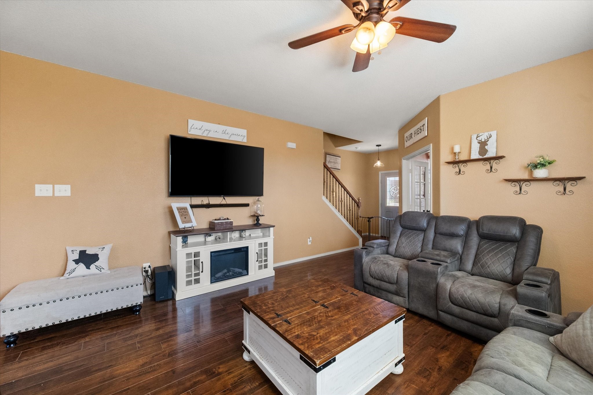 2904 Big Horn Bluff Court Fort Worth TX 76108