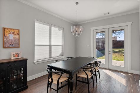 209 W Dallas Street Mansfield TX 76063