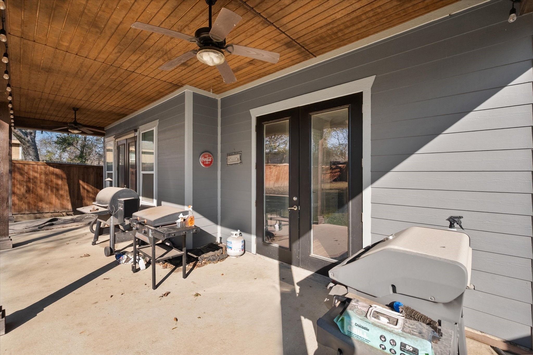 209 W Dallas Street Mansfield TX 76063