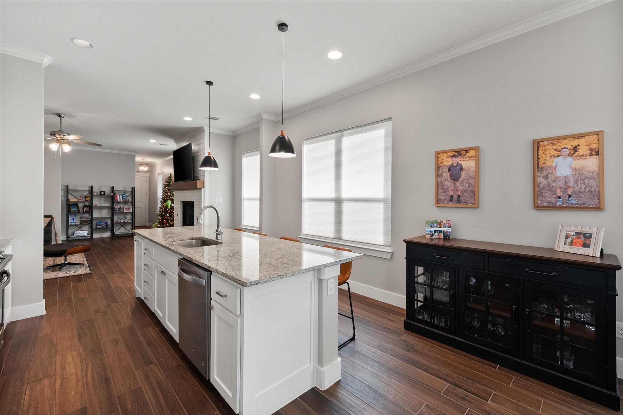 209 W Dallas Street Mansfield TX 76063