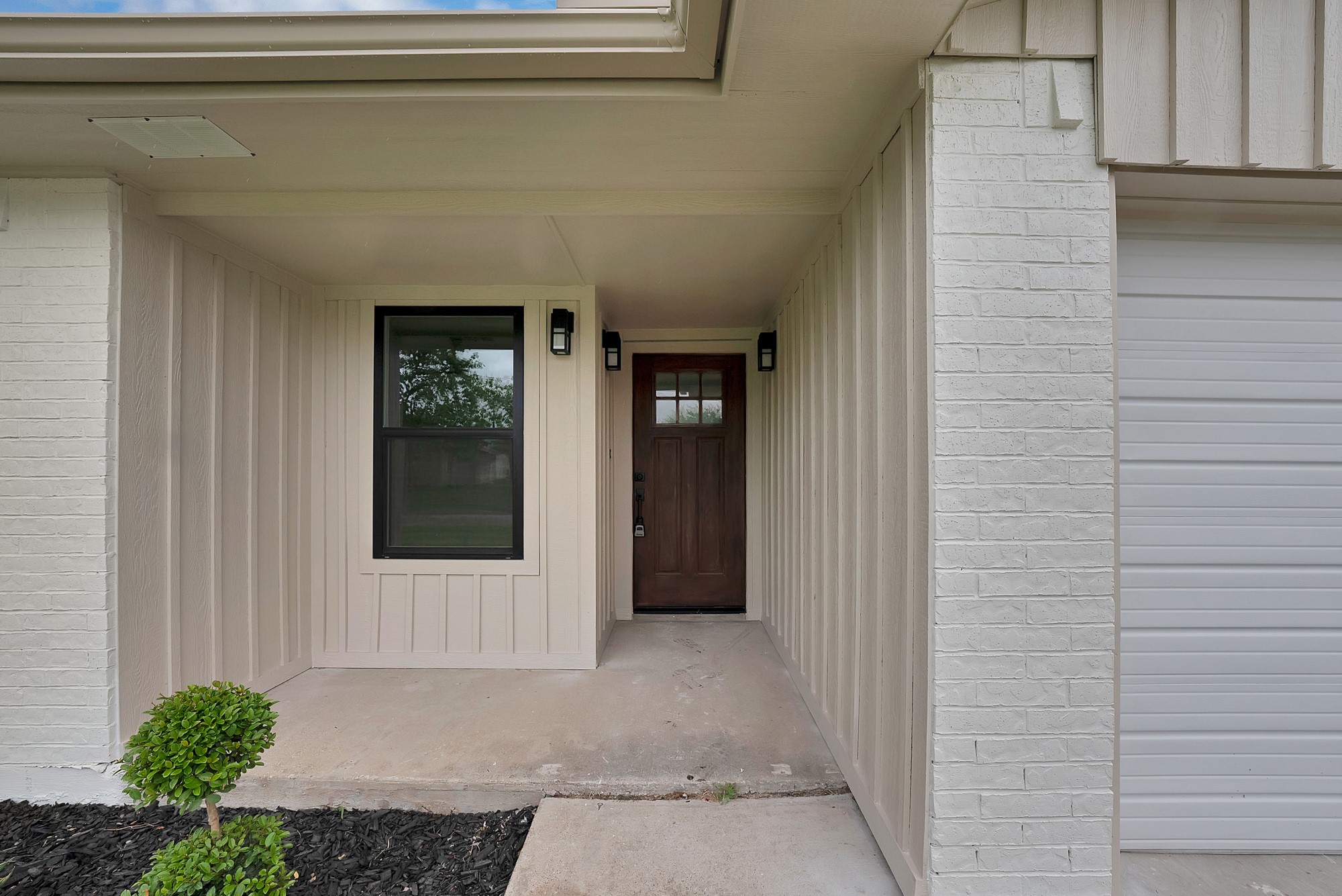 2822 Pebble Beach Drive Lancaster TX 75134