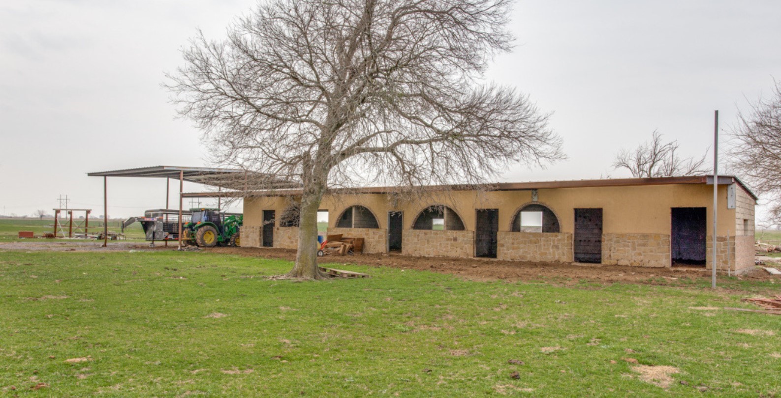 2532 S Highway 171 Cleburne TX 76031