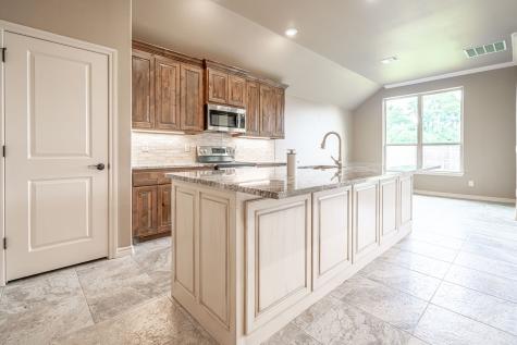 2600 Creek Drive Granbury TX 76048