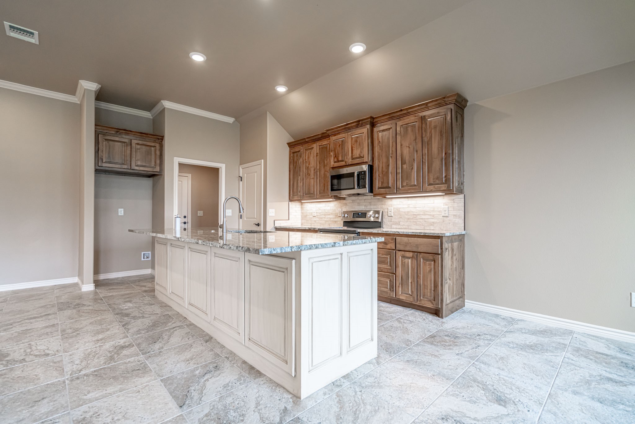 2600 Creek Drive Granbury TX 76048