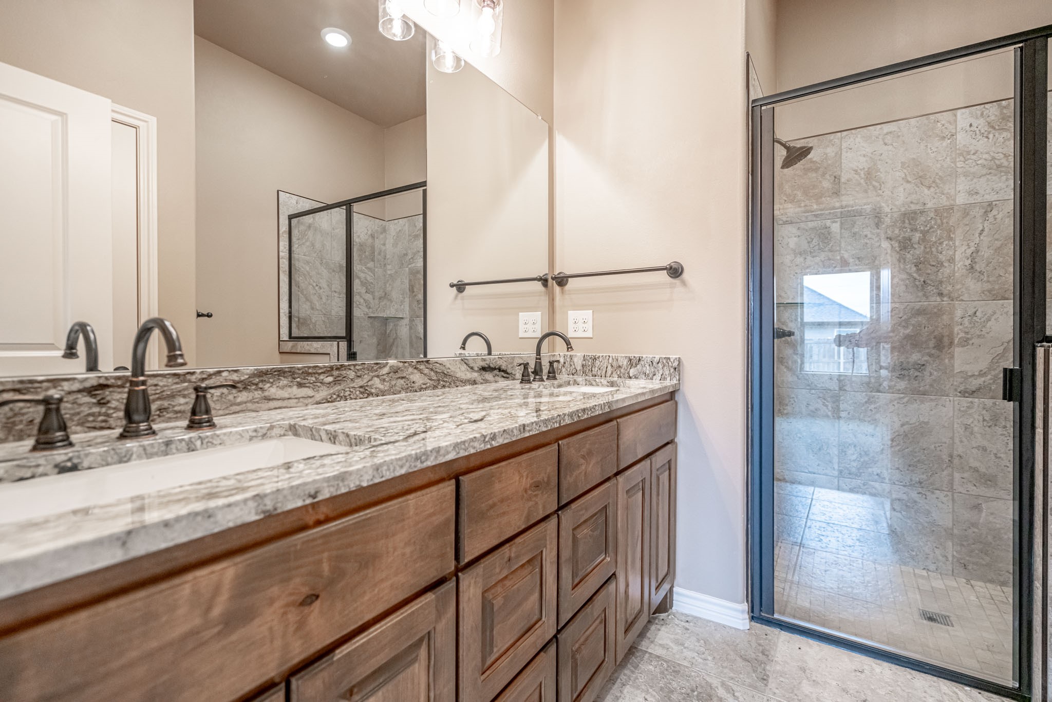 2600 Creek Drive Granbury TX 76048