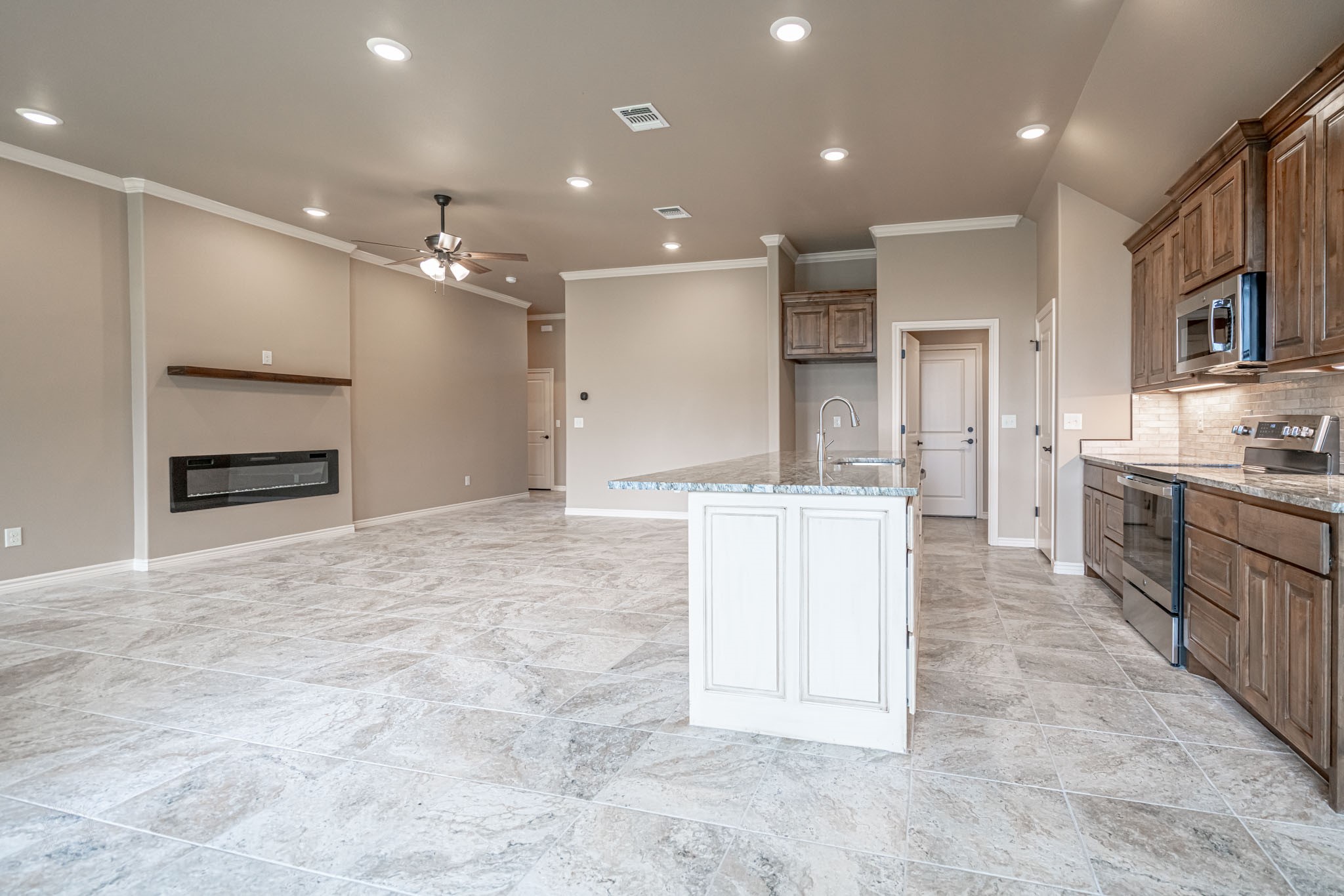2600 Creek Drive Granbury TX 76048