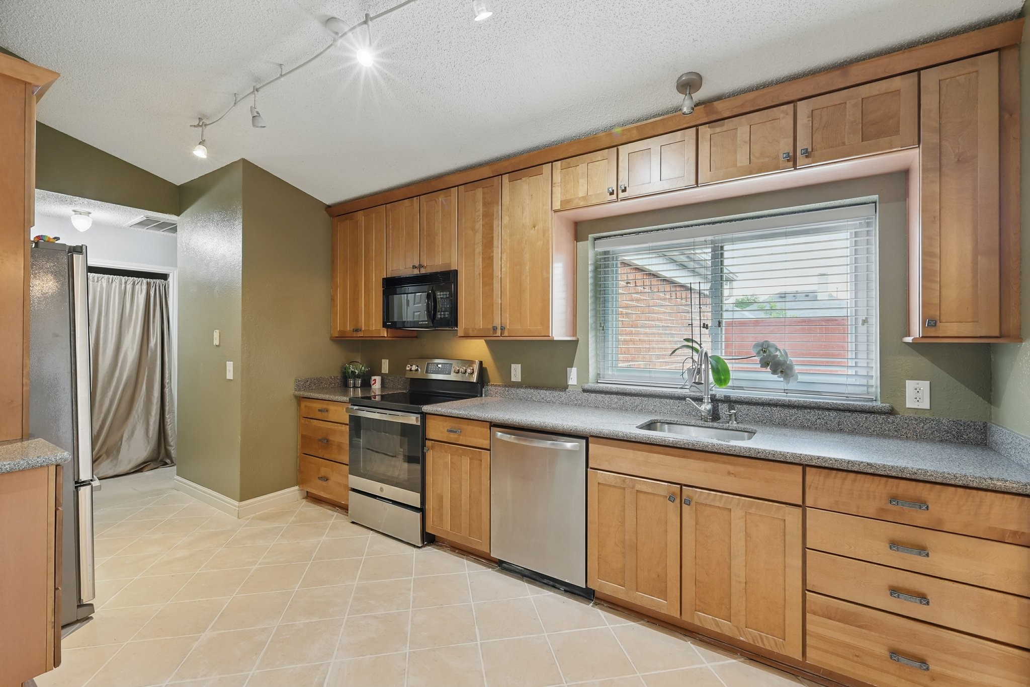 1338 Saddleback Lane Lewisville TX 75067