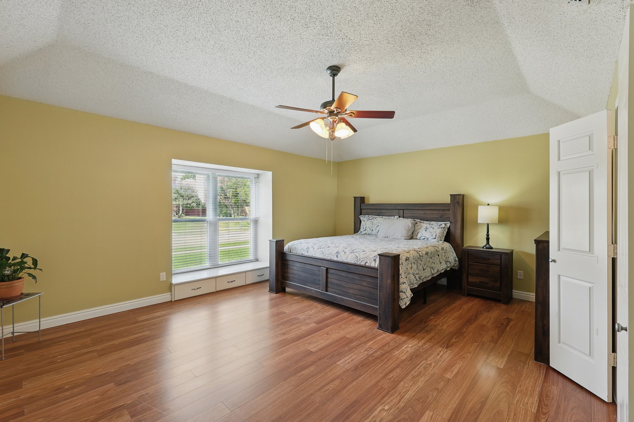 1338 Saddleback Lane Lewisville TX 75067