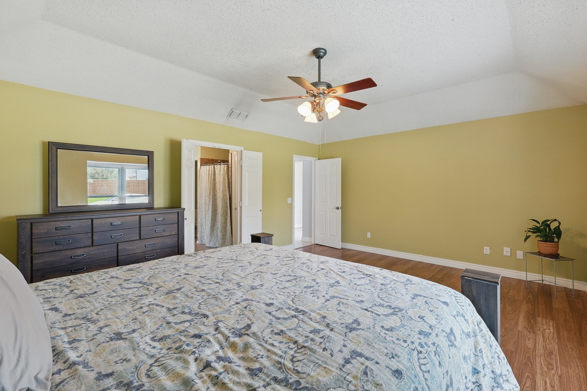 1338 Saddleback Lane Lewisville TX 75067