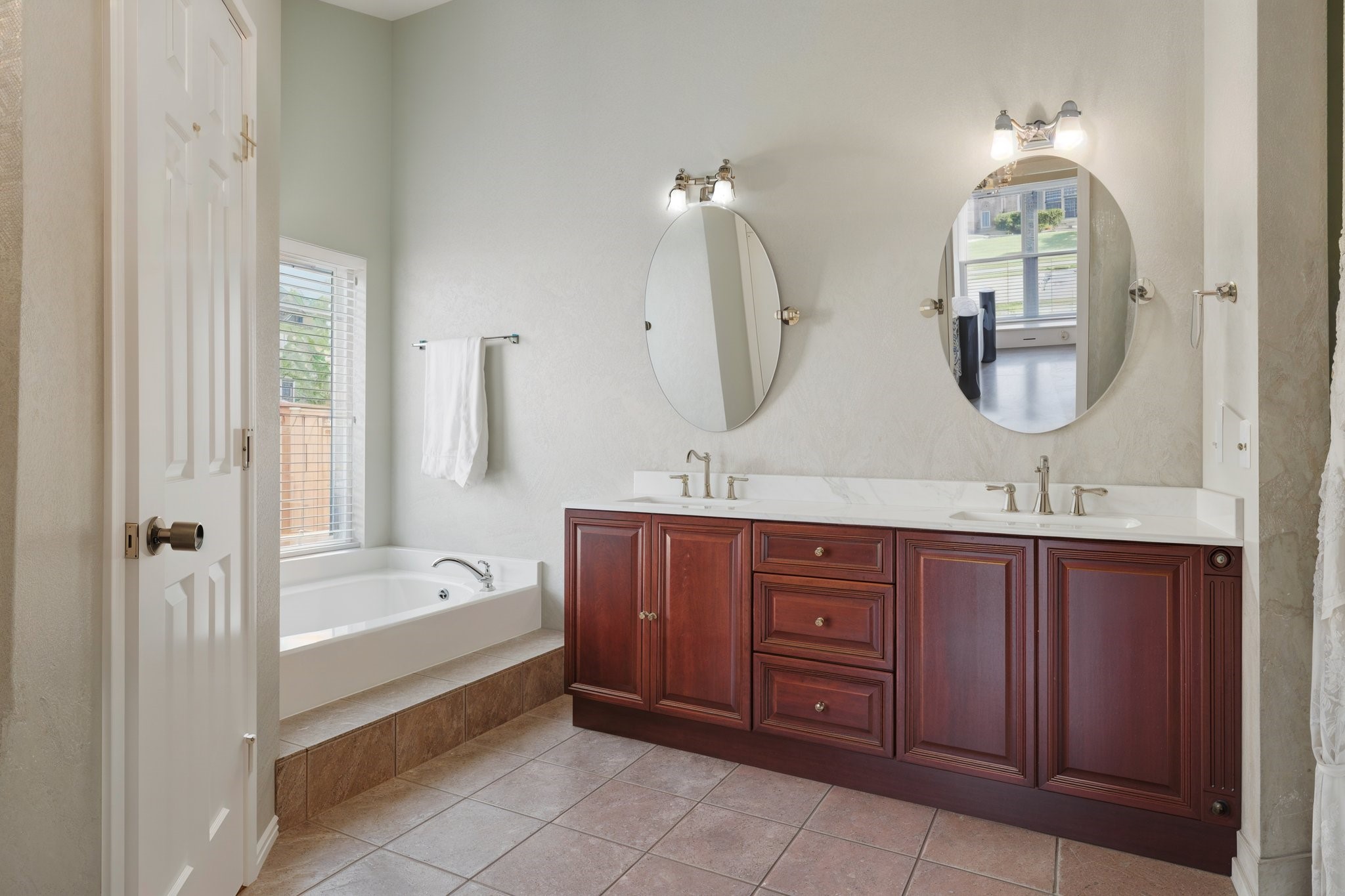 1338 Saddleback Lane Lewisville TX 75067