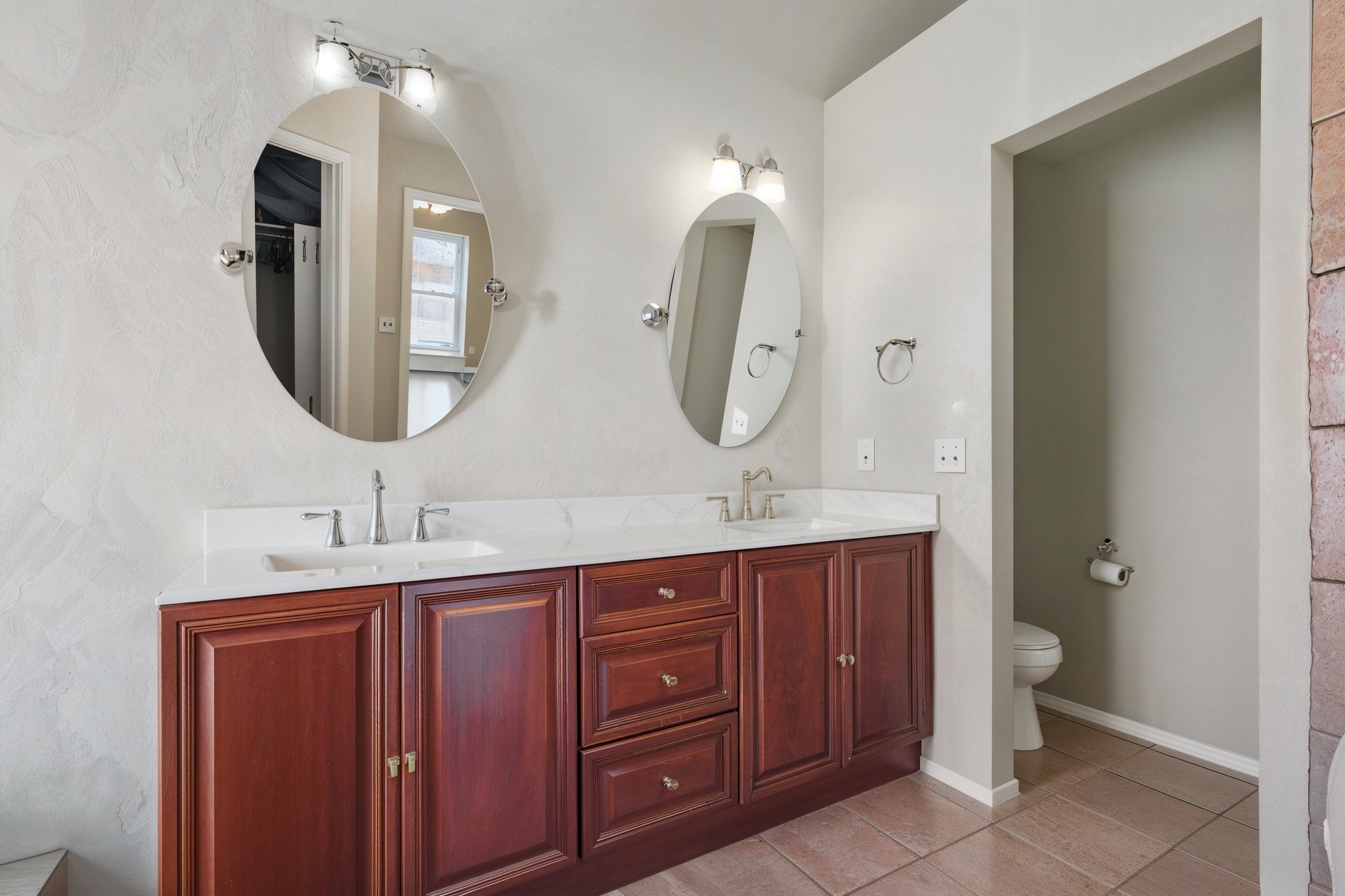 1338 Saddleback Lane Lewisville TX 75067