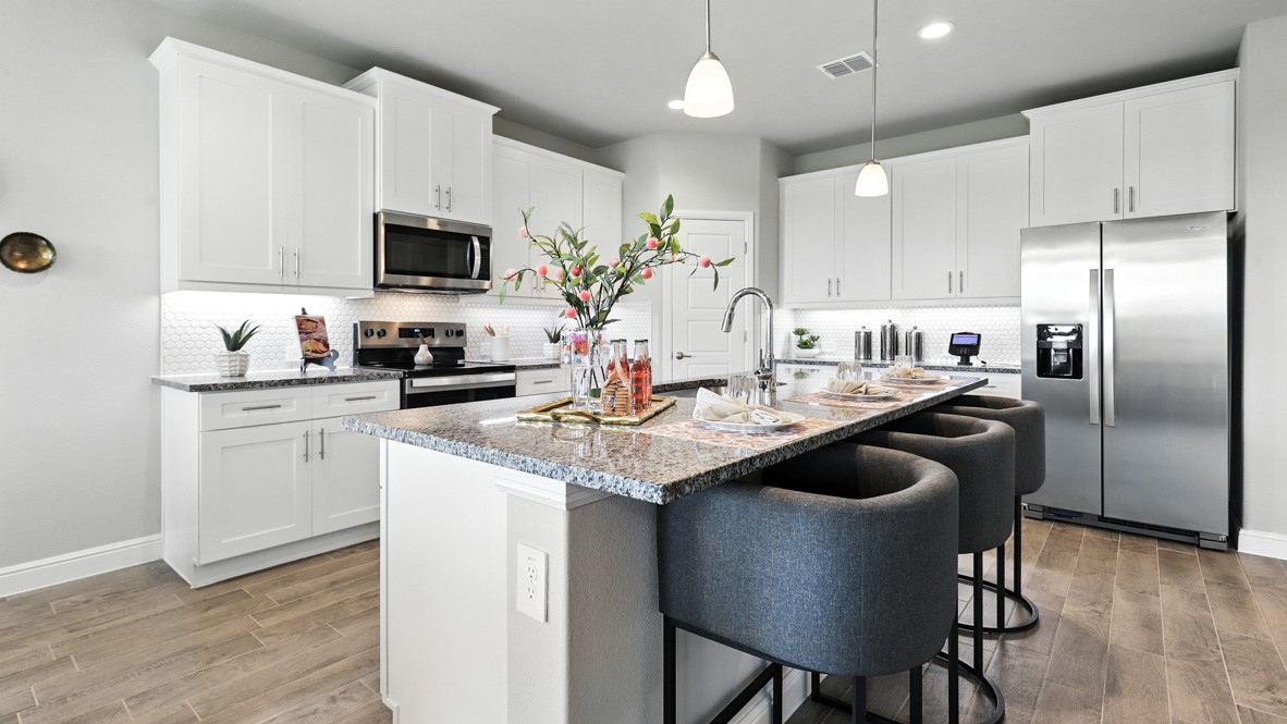 1909 Cherokee Lane Cleburne TX 76033