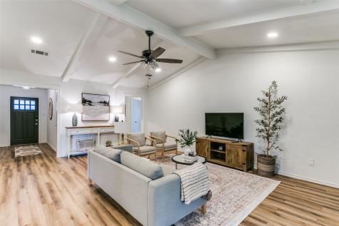 1309 Lark Lane Lewisville TX 75077