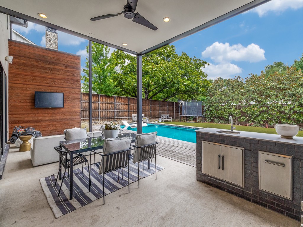 7349 Dominique Drive Dallas TX 75214