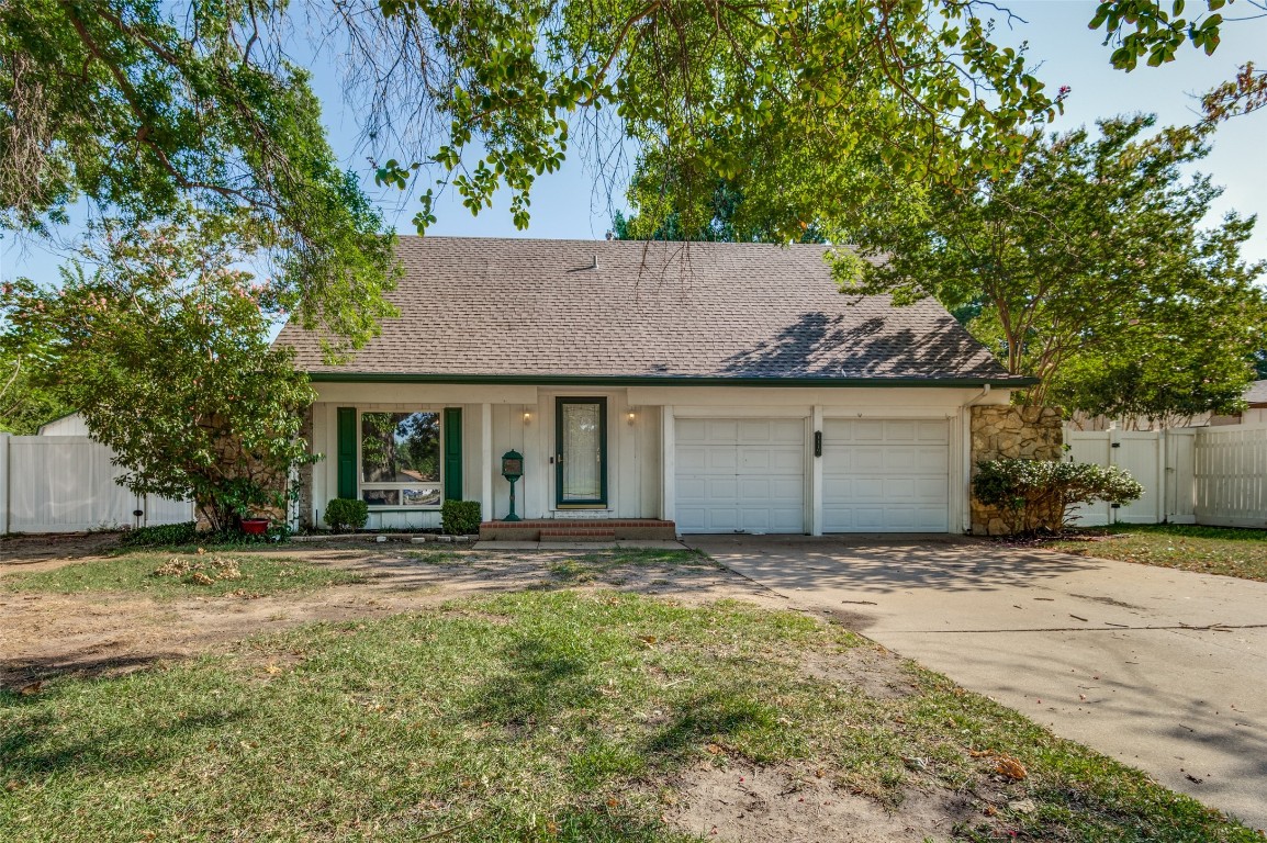 1119 Edwards Court N Irving TX 75062