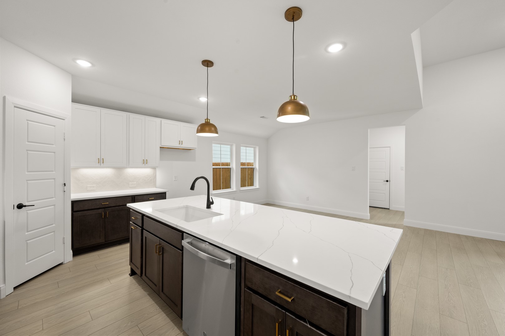 1023 Rylan Street Midlothian TX 76065