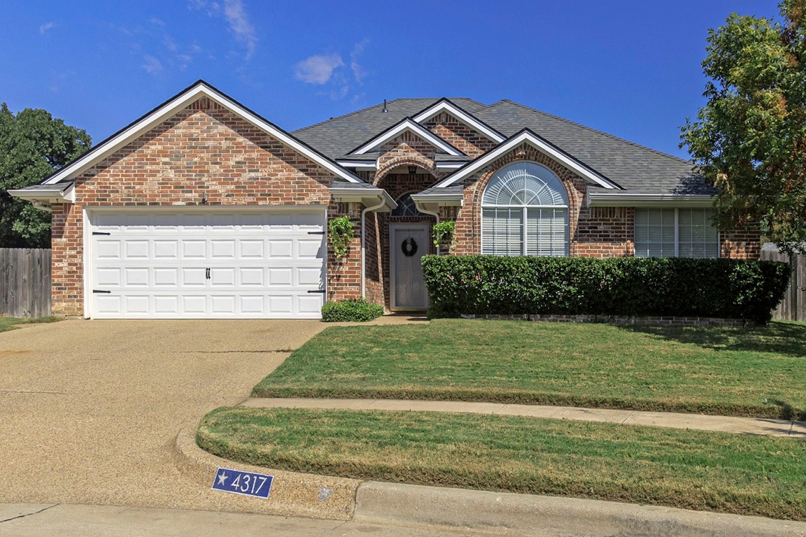 4317 Foxborough Trail Arlington TX 76001