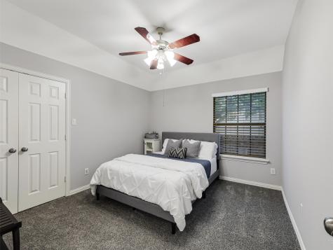 800 Coralberry Drive Mckinney TX 75072