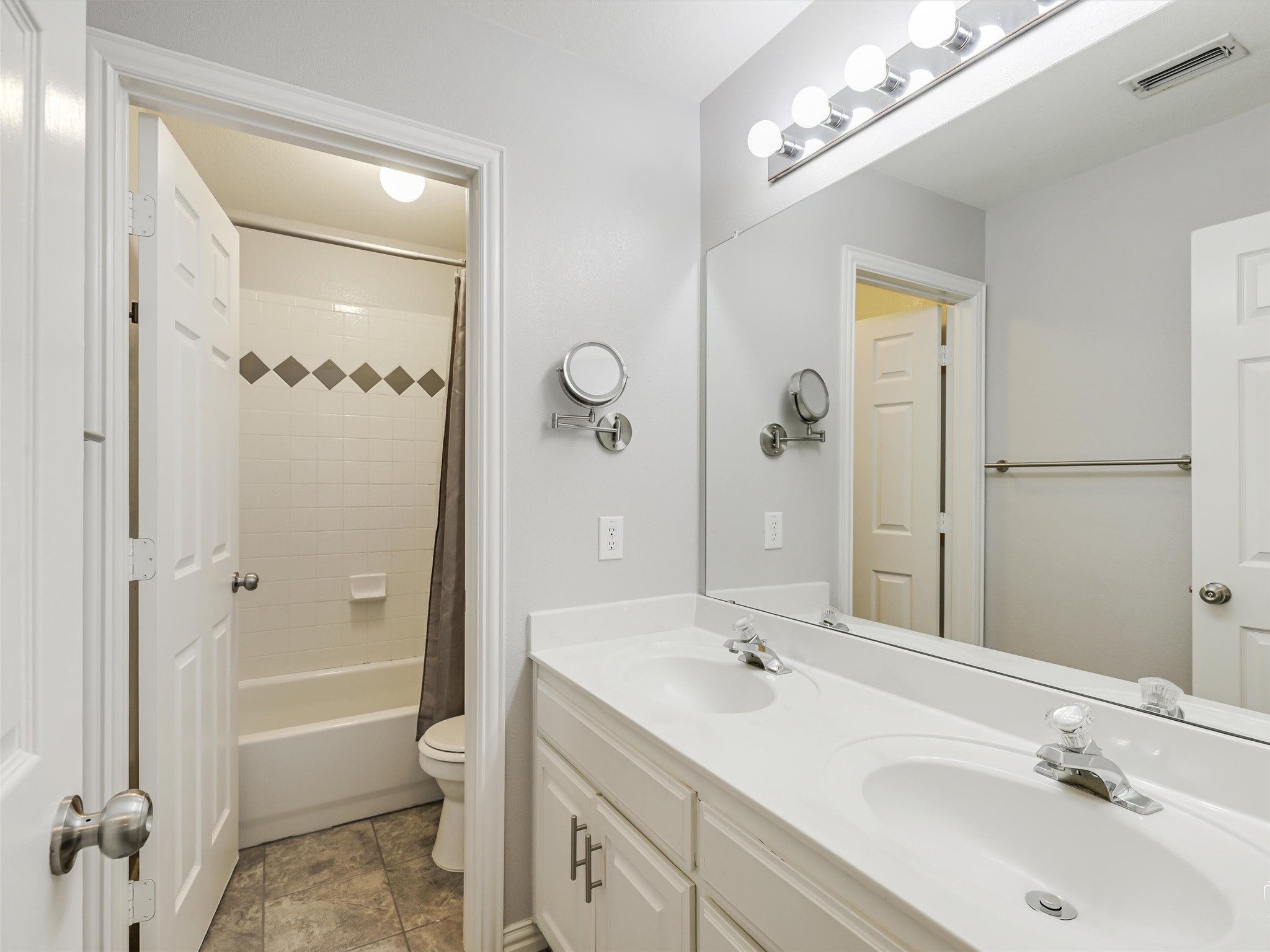 800 Coralberry Drive Mckinney TX 75072