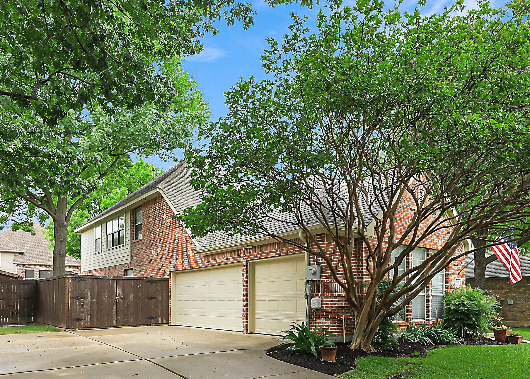 800 Coralberry Drive Mckinney TX 75072