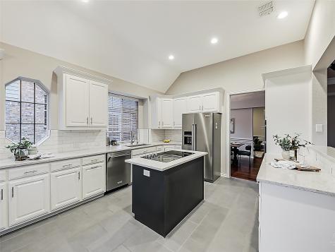 800 Coralberry Drive Mckinney TX 75072