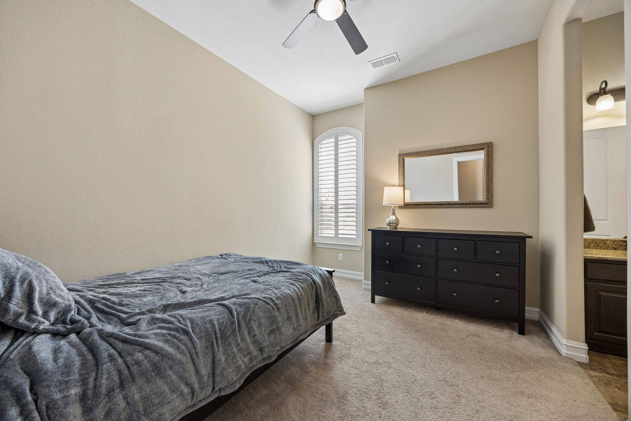 948 Holt Lane Allen TX 75013