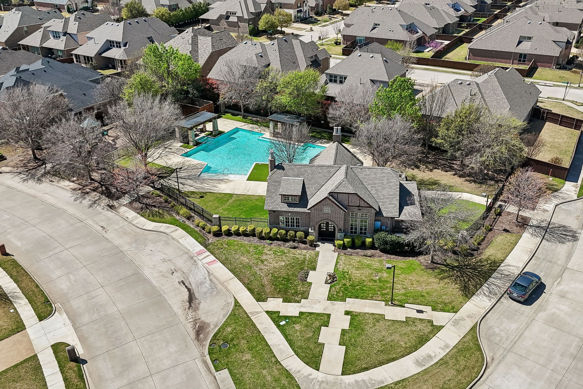948 Holt Lane Allen TX 75013