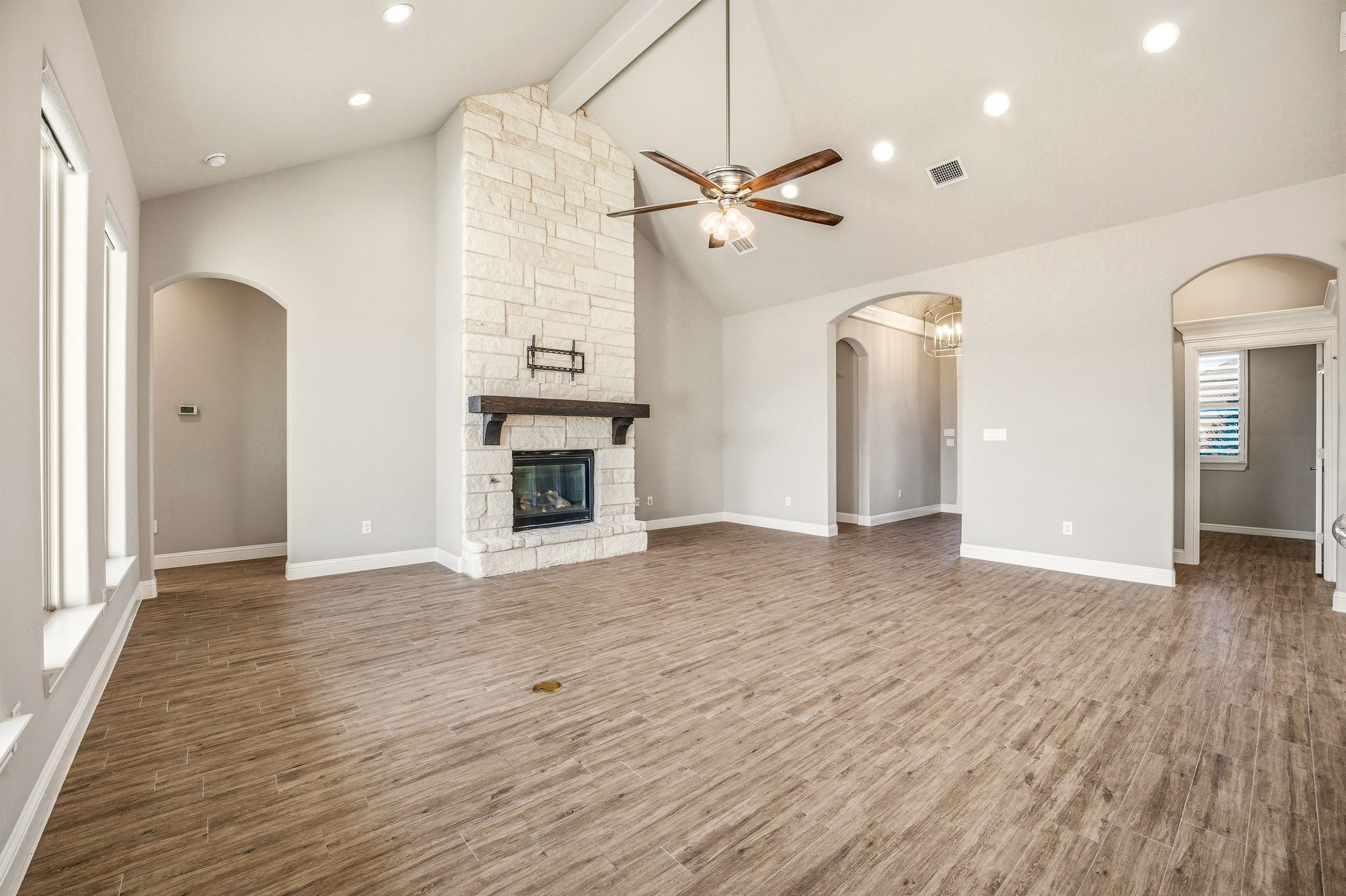 412 Fowler Drive Granbury TX 76048