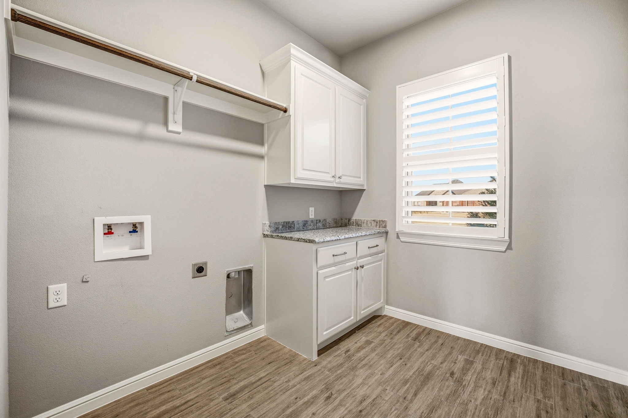412 Fowler Drive Granbury TX 76048