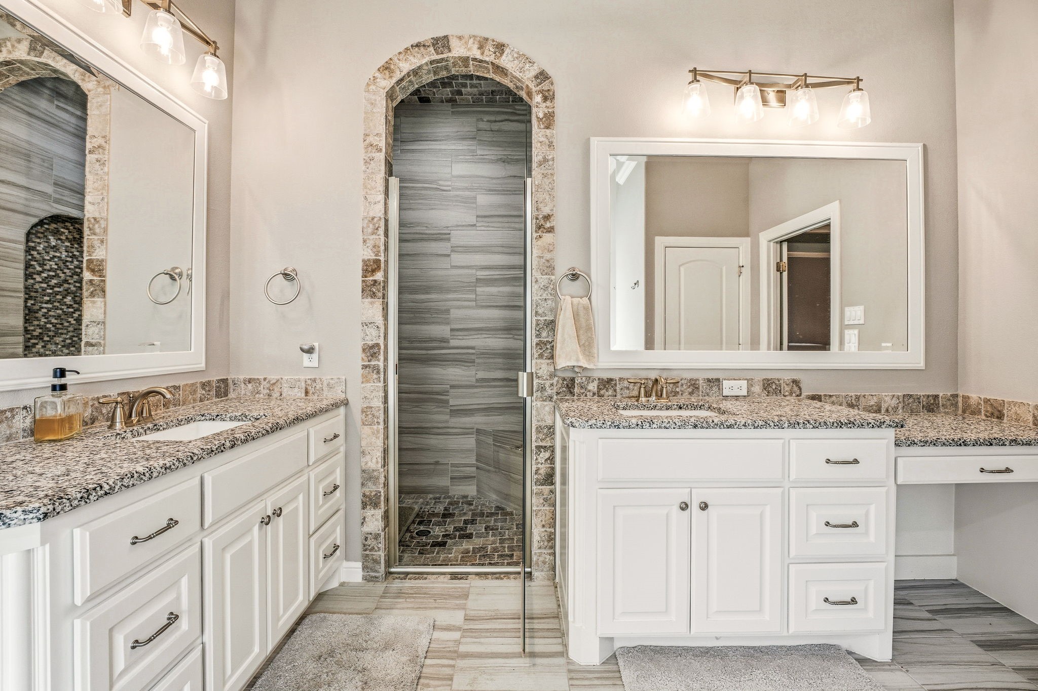 412 Fowler Drive Granbury TX 76048