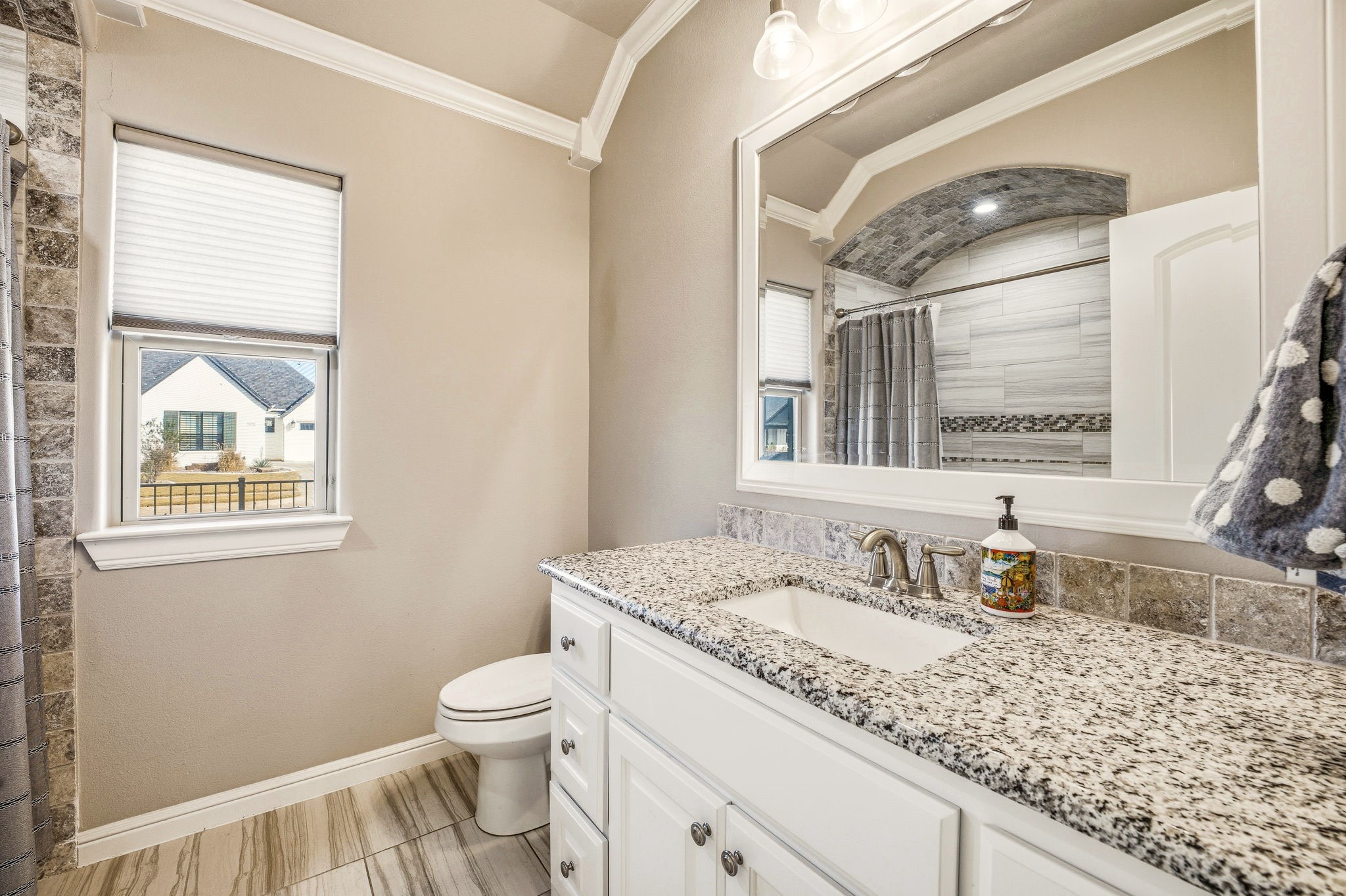 412 Fowler Drive Granbury TX 76048