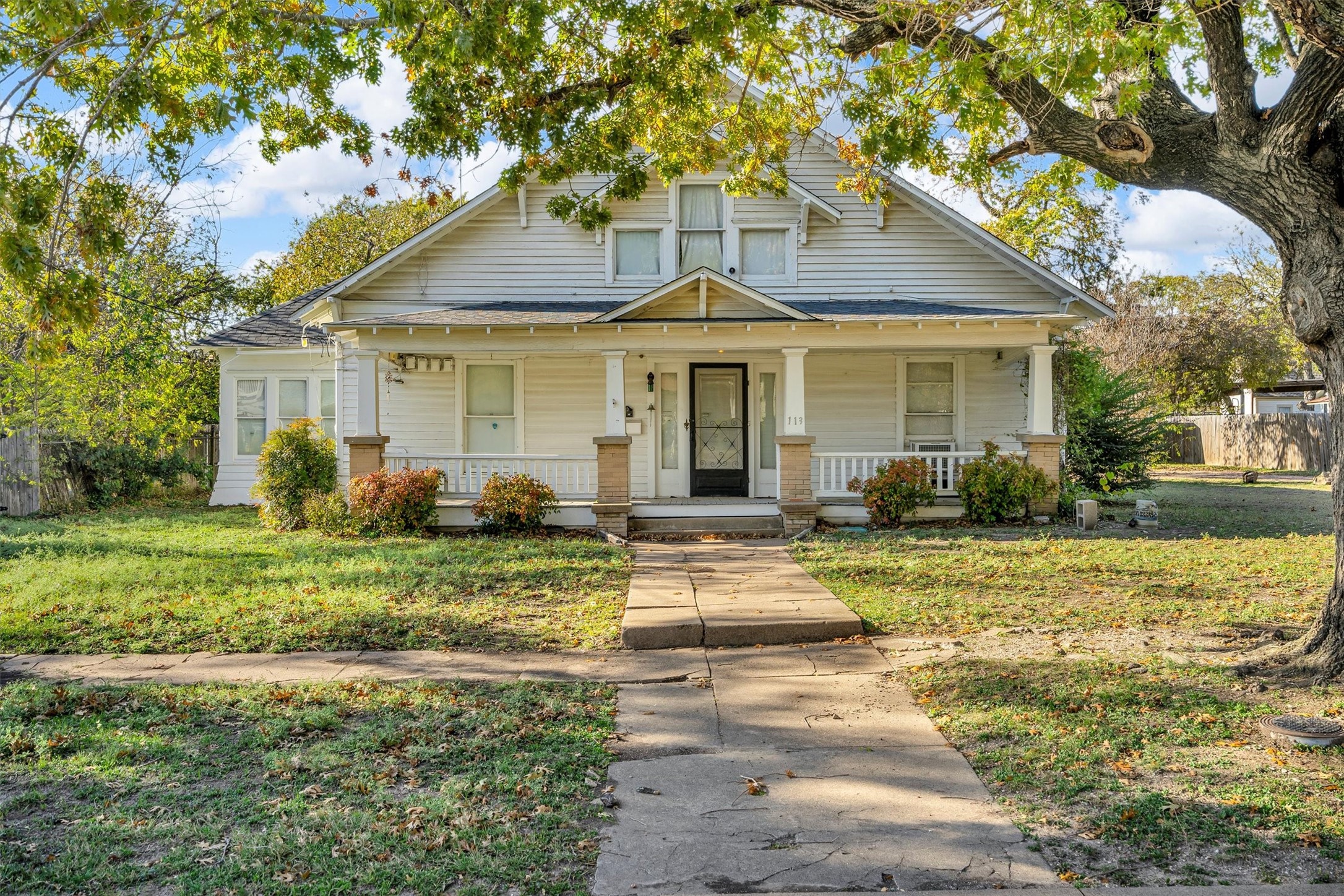 113 Williams Street Waxahachie TX 75165