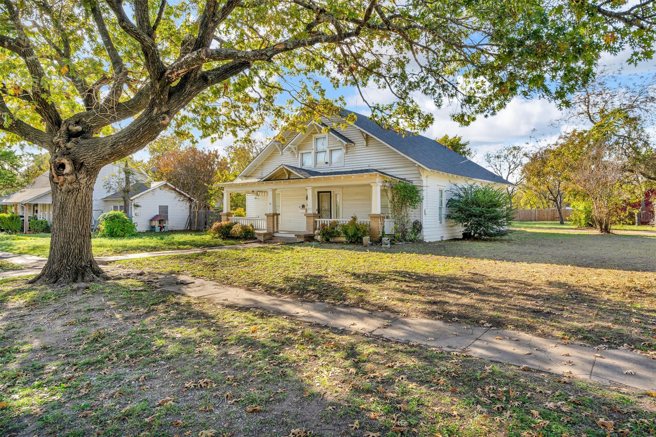 113 Williams Street Waxahachie TX 75165