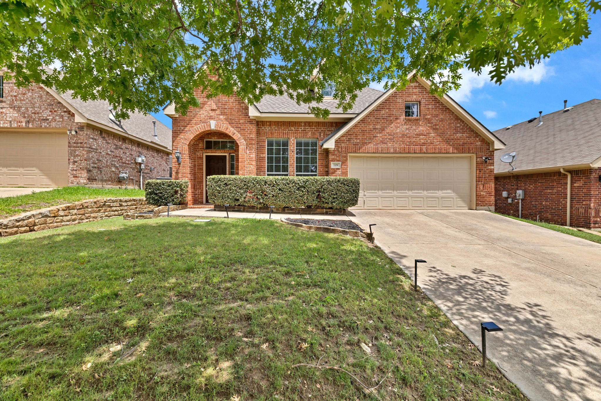 729 Red Elm Lane Fort Worth TX 76131